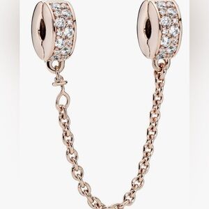 Clear Pavé Safety Chain Clip Charm
14k Rose gold-plated unique metal blend